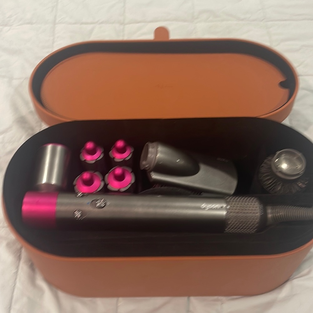 Dyson Airwrap Excellent Condition